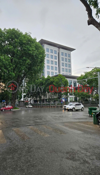 Property Search Vietnam | OneDay | Residential Sales Listings VIP TOWNHOUSE FOR SALE IN BA DINH DISTRICT, 7 FLOORS WITH ELEVATOR, WIDE SIDEWALK, FOR BUSINESS - 60M², 40 BILLION