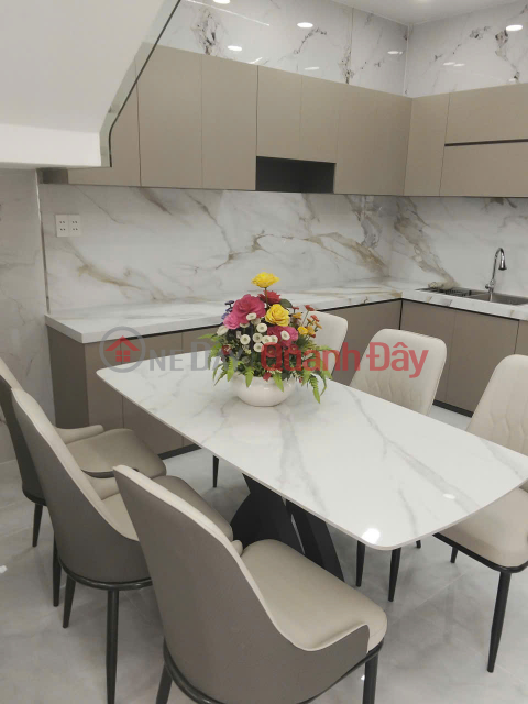 Corner house on Tran Thi He Street, District 12 - 4x16m, 3 bedrooms, car accessible alley, new house, price 4.85 billion VND. _0