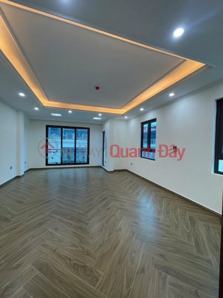 đ 31.5 Billion, (100% real news) Selling a newly built high-end corner house 60m2 x 8 floors on Vinh Phuc street - Car-avoiding lot division