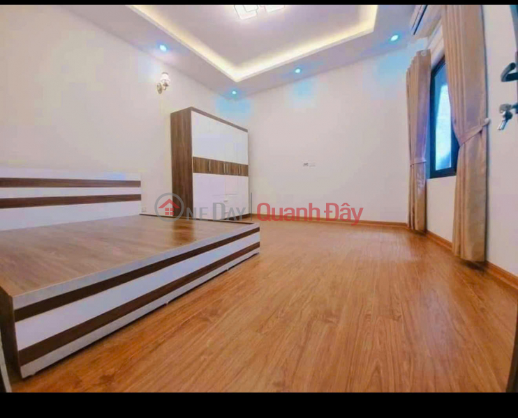 Cho thuê nhà nguyên căn ngõ 609 Vũ Tông Phan, 4.5 tầng x 35m2, 3 ngủ, 11 Triệu, Việt Nam | Cho thuê | đ 11 triệu/ tháng