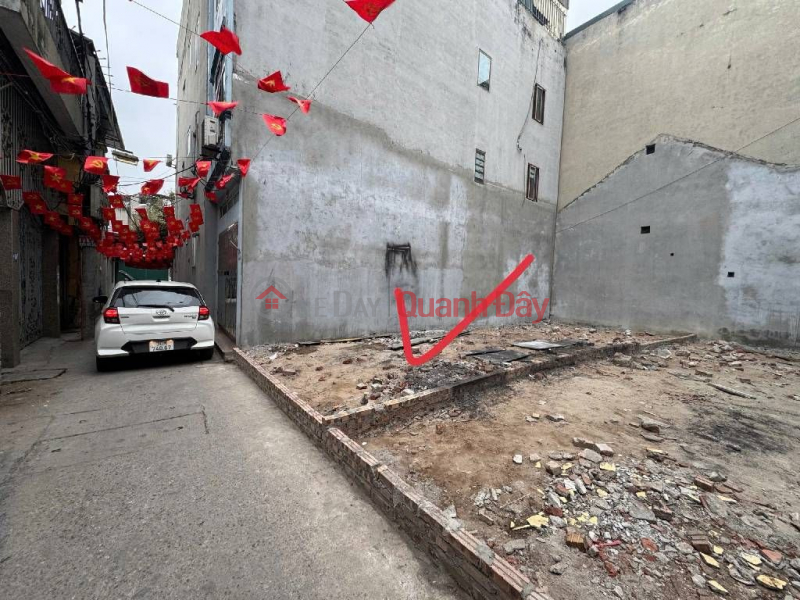 Land for sale in alley 96, Thuong Thanh, 50m², accessible by car, price over 9 billion VND (negotiable). Vietnam | Sales | đ 9.8 Billion