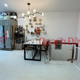 Selling Luxury Villa in Binh Hung Residential Area - 7x26 - Airy Park View - Very nice house - Genuine furniture _0