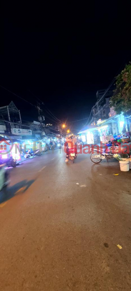 Property Search Vietnam | OneDay | Residential, Sales Listings, HOUSE 1 NEAR THE FRONTAGE, [WARD 5, DISTRICT 8], ONLY 9.5 BILLION - CAR ALLEY THROUGH BUI MINH TRUC - 130M2 - WIDTH 5.5, LENGTH 23 -