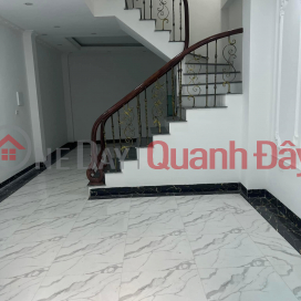 Bán nhà gần Hồ Đền Lừ. DT: 48m2 xây 5 tầng, MT: 4,7m giá 4.98 tỷ. _0