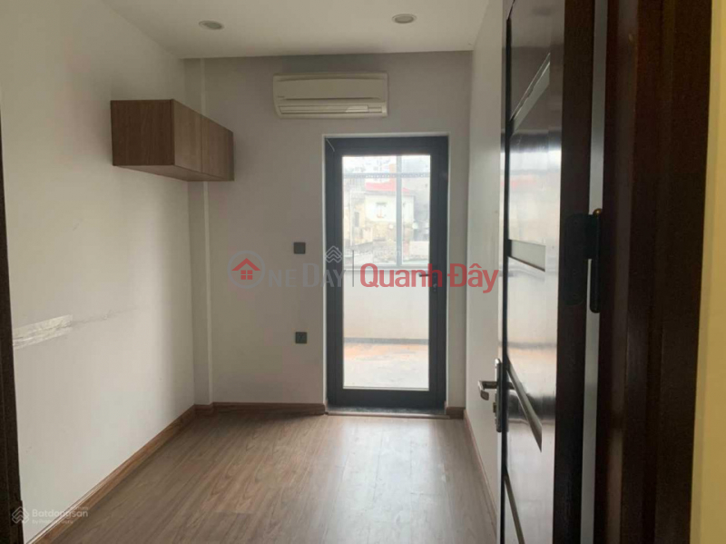 Cheap 80m2 office for rent on To Huu - Le Van Luong street, already divided into 3 rooms, priced at 11 million Vietnam | Rental đ 11 Million/ month