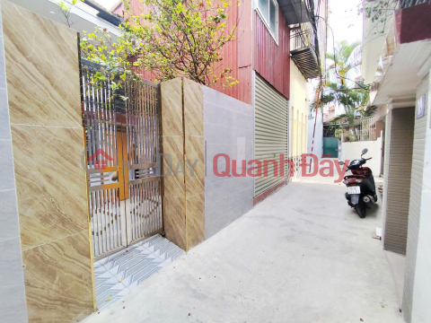 House for sale, 1.5 stories, Hao Khe - near Lach Tray - 60m² - private yard and gate _0