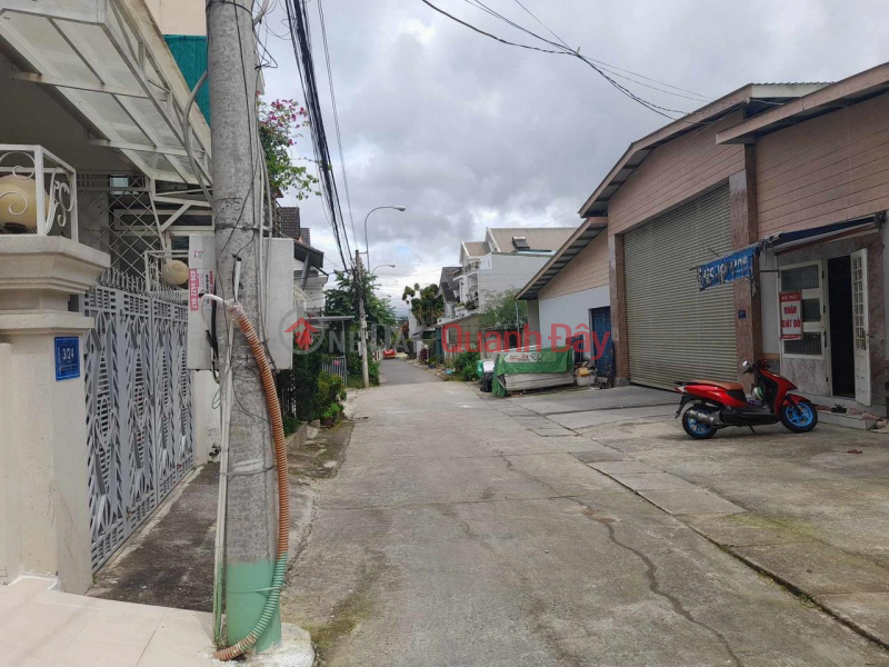 BEAUTIFUL HOUSE - GOOD PRICE - OWNER NEEDS TO SELL HOUSE URGENTLY Near Lam Dong Provincial Police Sales Listings