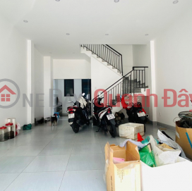 Beautiful new 2-storey house for rent, Pham Van Thuan frontage near Vincom only 20 million\/month _0