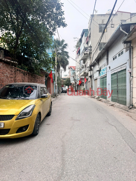 Beautiful corner house for sale, 2 sides open, Nguyen Van Linh Street, 50m2 x 4 floors, 9.5 billion VND, Long Bien, Hanoi. Sales Listings