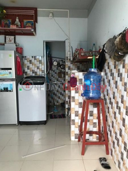 Need money urgently selling house 4mx14m currently for rent, handwritten papers in Binh Tien 2 hamlet, Duc Hoa Ha, Long An Vietnam, Sales đ 1.1 Billion