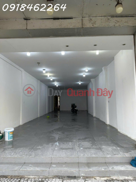 OWNER RENTING OUT HOUSE ON BACH DANG STREET, BINH THANH DISTRICT, Vietnam Rental đ 55 Million/ month