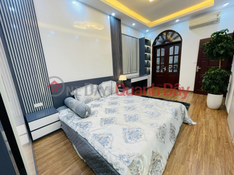 Chủ cần bán! Bán nhà Cảm Hội, 43m2, 4 tầng mới đẹp, mặt tiền 8m, nhỉnh 9 tỉ, ngõ thoáng _0