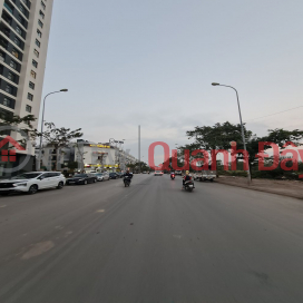 Gia Lam resettlement, near the lake, main road. 35m2 investment price. Contact 0989894845 _0