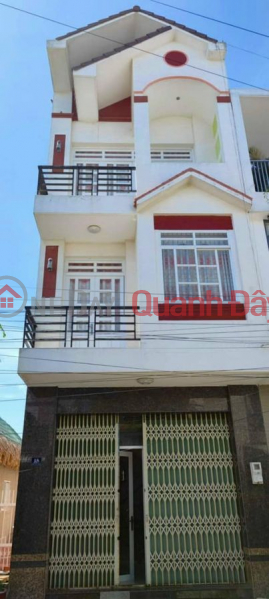 HOUSE P3 CAO LANH DONG THAP city in urban area - alley between 2 houses 3m, emergency exit 1.3m, asphalt road surface 5.5m Sales Listings