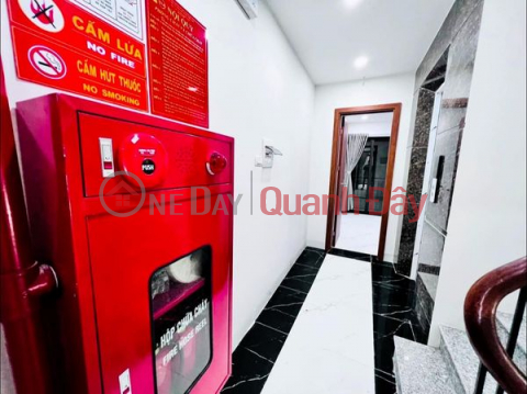 TOÀ CHDV SIÊU VIP 20M RA Ô TÔ - THOÁNG TRƯỚC SAU - PHỐ VIP ĐỐNG ĐA 8T THANG MÁY - 25 PHÒNG FULL NT DÒNG TIỀN _0