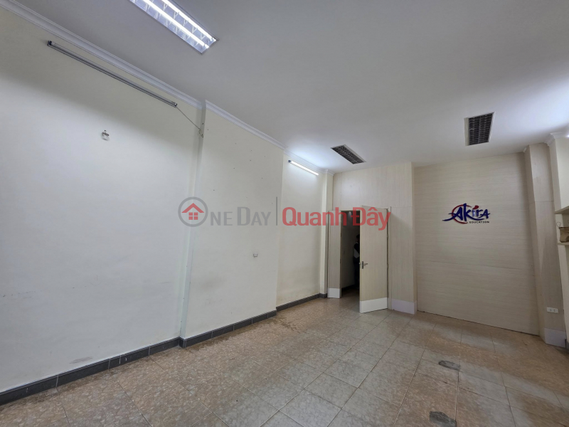 đ 33.3 Billion, SUPER RARE - PRICE REDUCED FOR SALE - Avoid cars on Trung Kinh Street 105m2\\/ 6 Floors\\/ Frontage 4.7m 33.3 Billion
