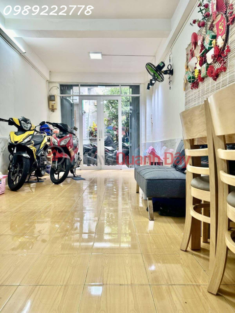 RIGHT ON BUI VIEN STREET - 3 FLOORS - 10M FROM STREET FRONT - _0