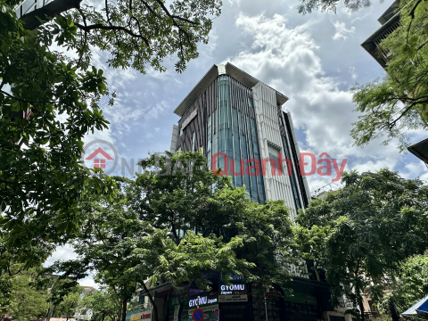(Tin thật 100%) Bán tòa Building lô góc cao cấp 99m2 x 10T mặt phố Nguyên Hồng - Dòng tiền 3 tỷ/năm _0