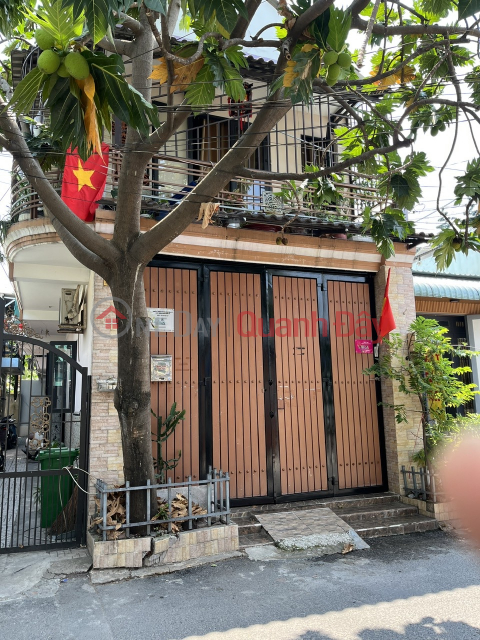 OWNER urgently needs to sell house in District 12 - Very wide alley accessible to trucks and cars in both directions, high-class residential area. _0