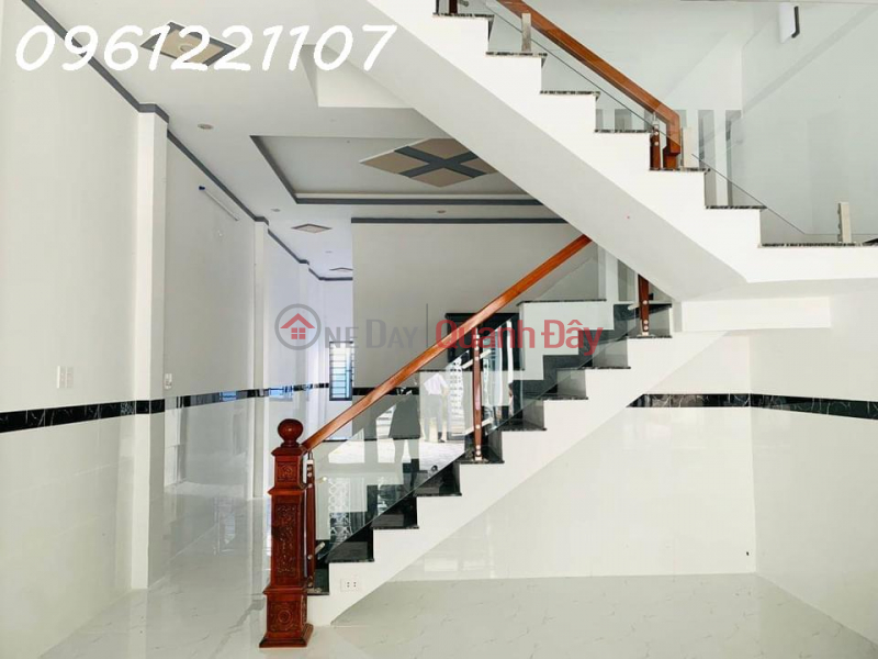 Property Search Vietnam | OneDay | Residential, Sales Listings Someone put down a deposit and needs to sell quickly for a low price of 300 million and move in immediately