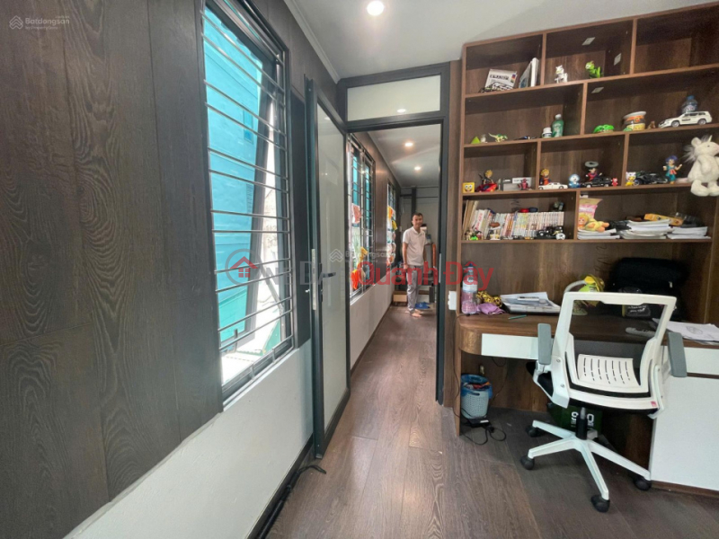 3.79 billion - 27m2 house on the alley of Truong Dinh street - corner lot, car parking at the door, business, no planning, 4 bedrooms, 4 floors Sales Listings