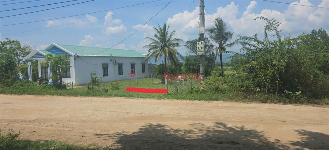 PROFITABLE INVESTMENT - OWNER SELLING 2 ADJACENT LAND PLOTS IN BON LA BAC, SONG HINH COMMUNE, DAK LAK PROVINCE. Sales Listings