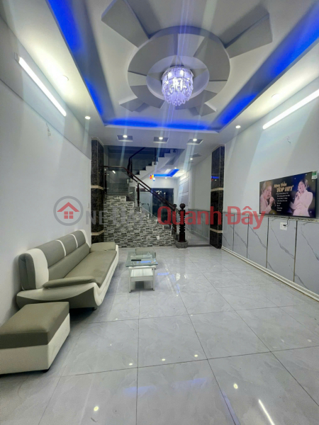 BÁN NHÀ HẺM 1979 HTP, TT. NHÀ BÈ. DT: 4 X 13M, 2 LẦU, SÂN THƯỢNG. GIÁ 5 TỶ 800 TR Sales Listings