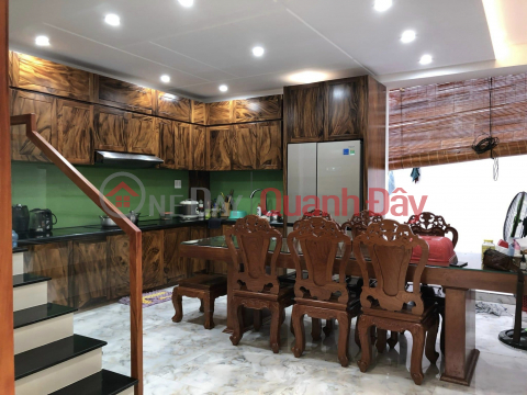 5 storey house for sale, alley 5m Nguyen Van Luong Opposite Cityland only 8 billion _0