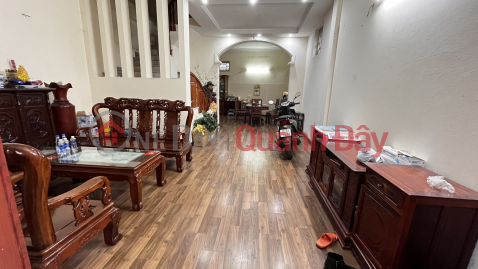 Private house for rent in lane 282 Khuong Dinh, 3 floors, 70m2, 3 bedrooms, 15 million - Office, online business, female group _0