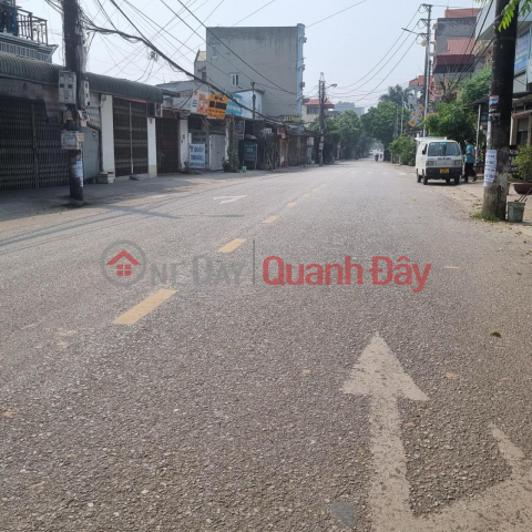 I sell a house with 2 frontages of 46.6m2 of land in area 382, Uy Coc commune, Dong Anh district, Hanoi. Wide paved road for cars. _0