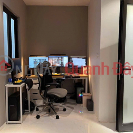 Owner urgently needs to sell a house on Kham Thien street, 90m2, 5 floors, 4.2m frontage, 49 billion VND, excellent for business. _0