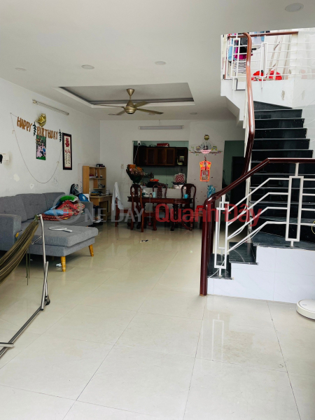 Property Search Vietnam | OneDay | Residential | Sales Listings, Whole house for rent in Tran Van Quang, Tan Binh District, price 15.5 million\\/month - 3 bedroom 2WC house with large parking lot