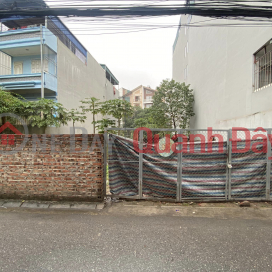 The owner offers to sell land on Nguyen Van Huyen alley, 92m2, 6.9m square meter, for business, price 14.7 billion _0