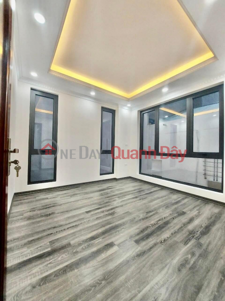 House for sale in Kim Dong area, 42m2 x 5 floors, garage, business, price 7.2 billion Vietnam Sales ₫ 7 Billion