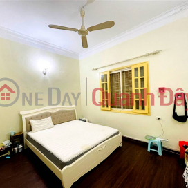 Phuong Mai Townhouse for Sale, Dong Da District. 64m Frontage 4.6m Approximately 17 Billion. Commitment to Real Photos Accurate Description. Owner _0