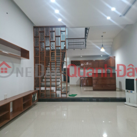 ONLY 6.2 BILLION - EXTREMELY GOOD PRICE! SOLID 3-STOREY HOUSE, 7.5M STREET FRONTAGE, 10M SIDEWALK, CAM LE. _0