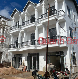 OWNER NEED TO SELL 2-FACE HOUSE WHICH IS COMPLETING IN P12 - DA LAT _0
