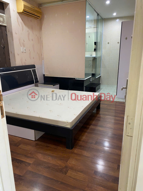 OWNER SELLING FULLY FURNISHED APARTMENT WITH TITLE DEED AT NGO TAT TO STREET, BINH THANH DISTRICT _0