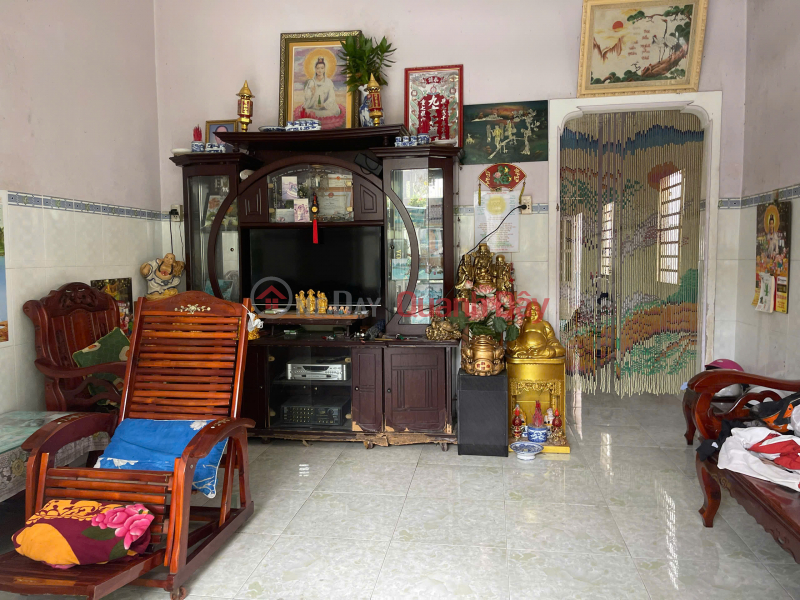 Selling mortgaged house so reduced price to 2.2 billion\\/97.5m2, separate book, Vietnam, Sales đ 2.2 Billion