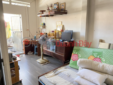 Urgent sale Car house turns around Dang Van Bi, Thu Duc 30m2 for only 2 billion, private book, no planning _0