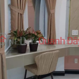 Bán rẻ nhà Thành Thái Quận 10, DT 40m2, nhính5 TỶ8 ngay căn nhà 2 lầ _0