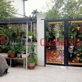 LONG BIÊN BÁN BIỆT THỰ MINI SÂN VƯỜN - VỊ TRÍ TRUNG TÂM - 3 THOÁNG _0