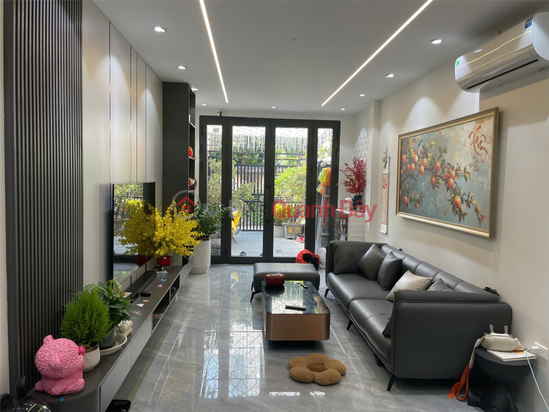 đ 8.35 Billion OWNER SELLS CORNER HOUSE De La Thanh Street, Tho Quan Ward, Dong Da, Hanoi