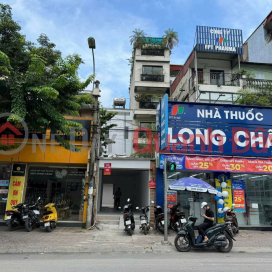 MP TON DUC THANG - BEAUTIFUL LOCATION - SQUARE LAND PLOT.<br \/> - Current CASH FLOW is light at 120 MILLION\/MONTH - INVESTMENT IN CONSTRUCTION _0