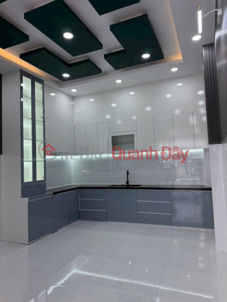 **House for sale in a 3m wide alley off CMT8 Street, Ward 6, Tan Binh District (4*13m),price just over 6 billion VND** Sales Listings