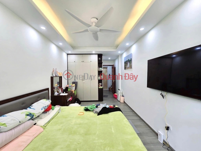 đ 10,6 tỷ, ĐỘI CẤN 35M-10,6 TỶ-NHÀ ĐẸP,THANG MÁY,NGÕ THÔNG,SÁNG,BA GÁC ĐUA,GẦN Ô TÔ