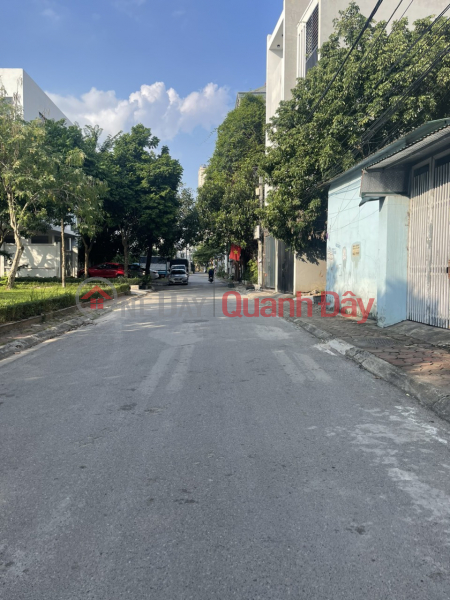 LAND FOR SALE IN BAT KHO - PARK VIEW - AVOID PARKING TRUCKS IN THE HOUSE - SIDEWALK - NEXT TO 24M THACH BAN STANDARD ROAD Sales Listings