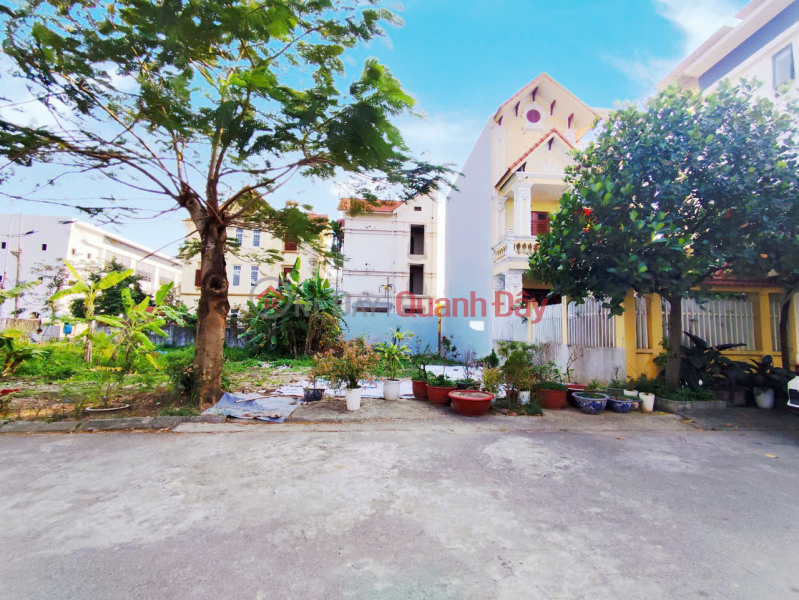 Land for sale for villa construction south of Lach Tray River - 188m² - 9m frontage - right near Cau Rao Bridge. Sales Listings