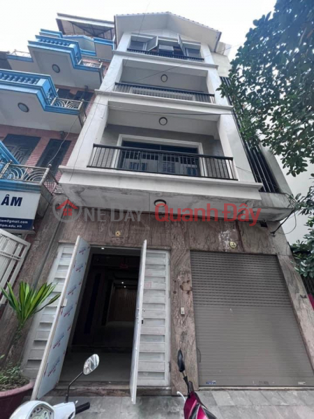 Tran Quoc Hoan house, Cau Giay car subdivision of 65 m, only 10 billion, only 5 minutes from National University, 5m5 wide frontage. Sales Listings