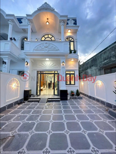 SUPER BEAUTIFUL HOUSE - PREFERENTIAL PRICE OWNER SELLS HOUSE Than Cuu Nghia - Chau Thanh - Tien Giang Sales Listings